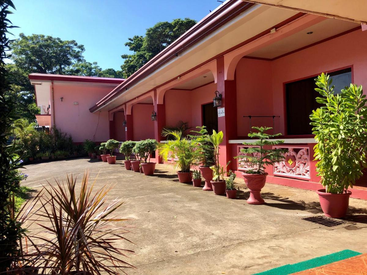 Havendwell Garden Resort Mambajao Exteriör bild
